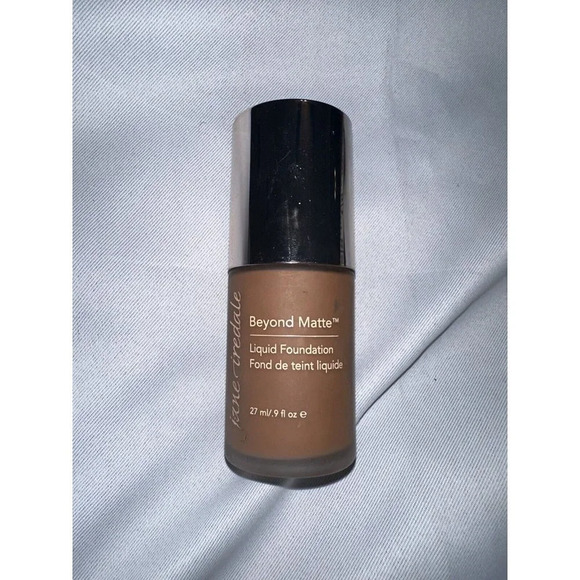 Jane Iredale Beyond Matte  Liquid Foundation M14 Deep Brown Golden Undertones - Picture 2 of 3
